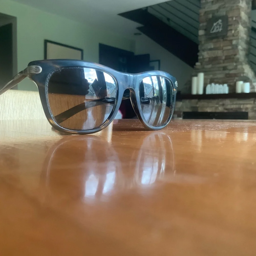 Oliver Peoples 25th Anniversary Dark Tortoise Polarized Sunglasses - Picture 2 of 8